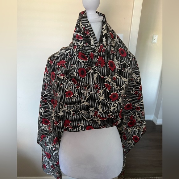 TORY BURCH Retro Batik Reversible Square 100% Silk Floral Scarf - Picture 7 of 10